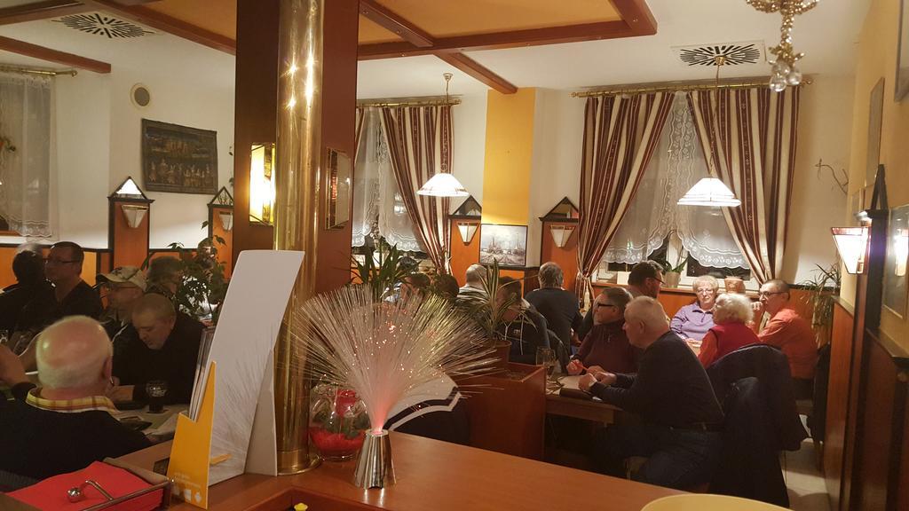 Pension Wasunger Tor Meiningen Esterno foto