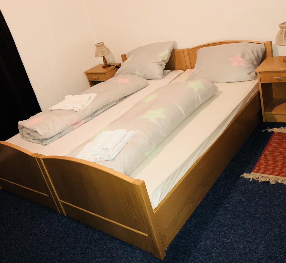 Pension Wasunger Tor Meiningen Esterno foto